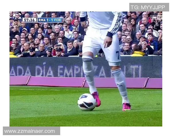 足球明星训练中的搞笑瞬间大盘点让你捧腹大笑的精彩时刻